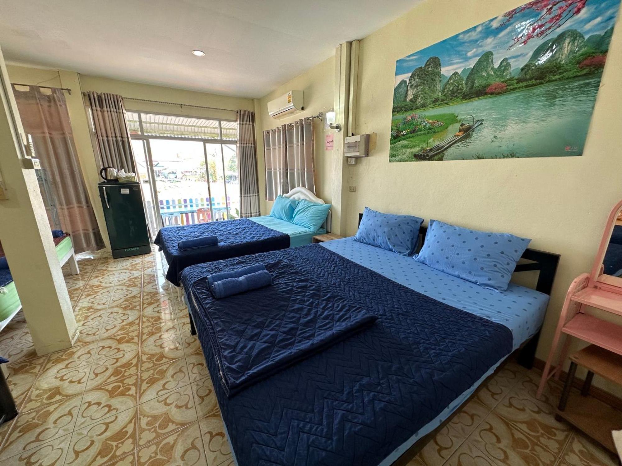 Thippawan Resort Ko Si Chang