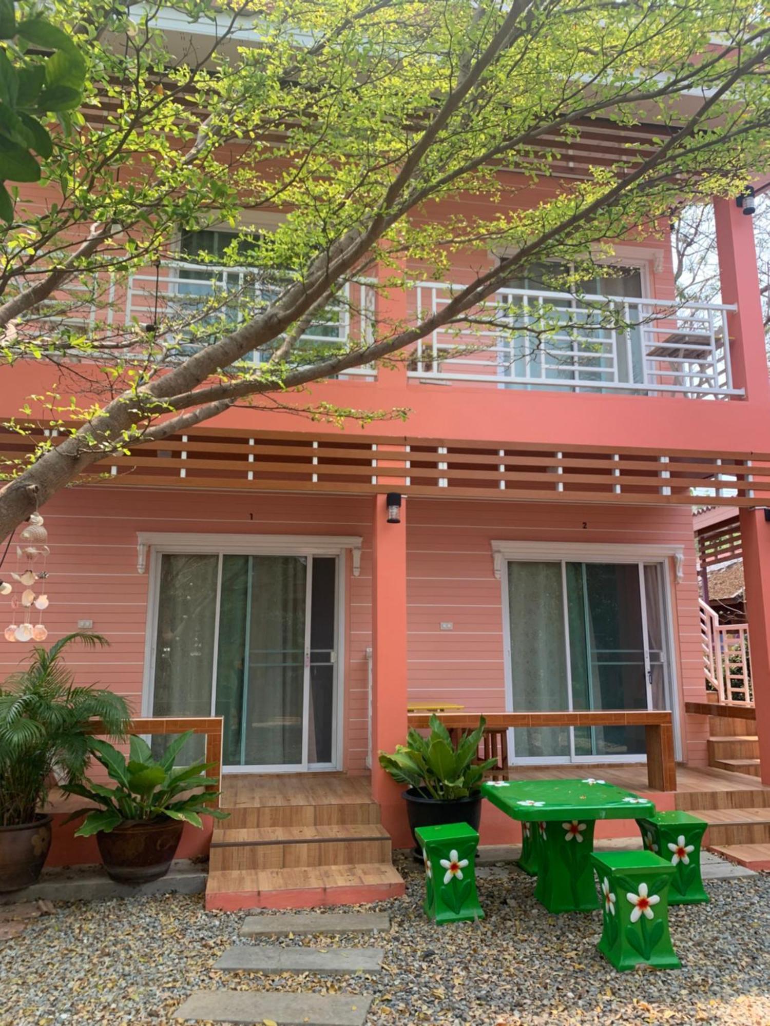 Thippawan Resort Ko Si Chang