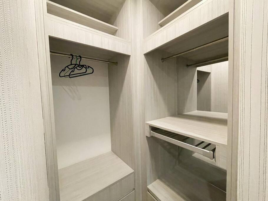 Apartment The Prio Near Airport Plaza *