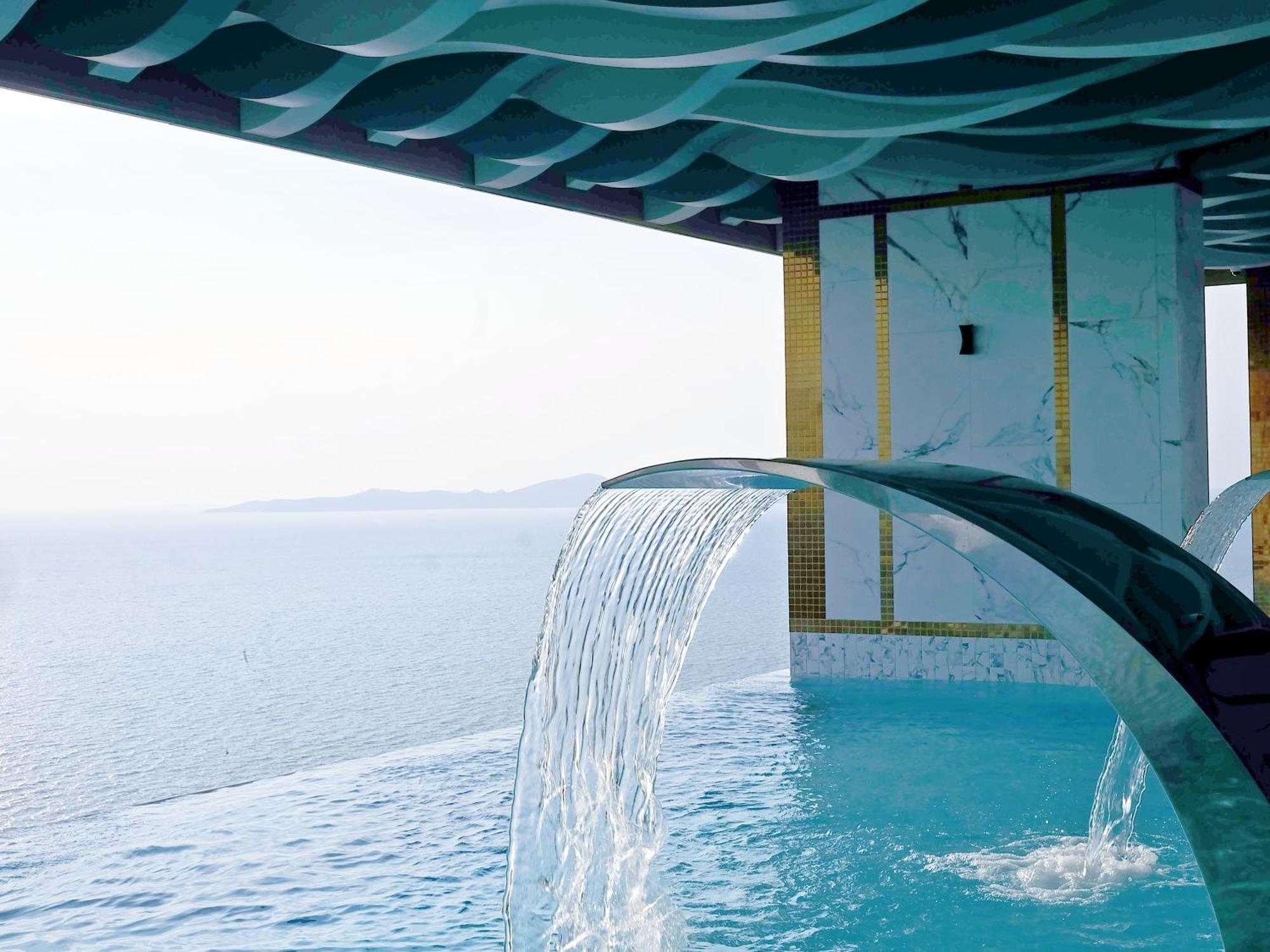 Copacabana Luxury & Yahaha Jomtien Beach