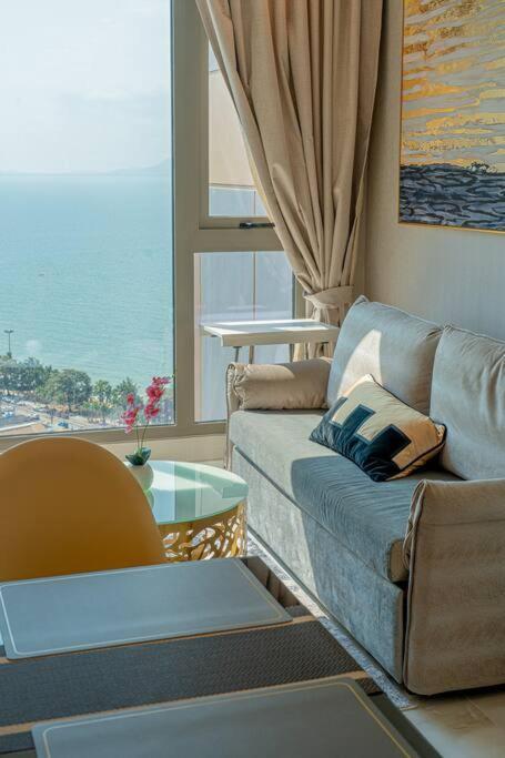 Sea Luxus Comfy Apartment Jomtien Beach