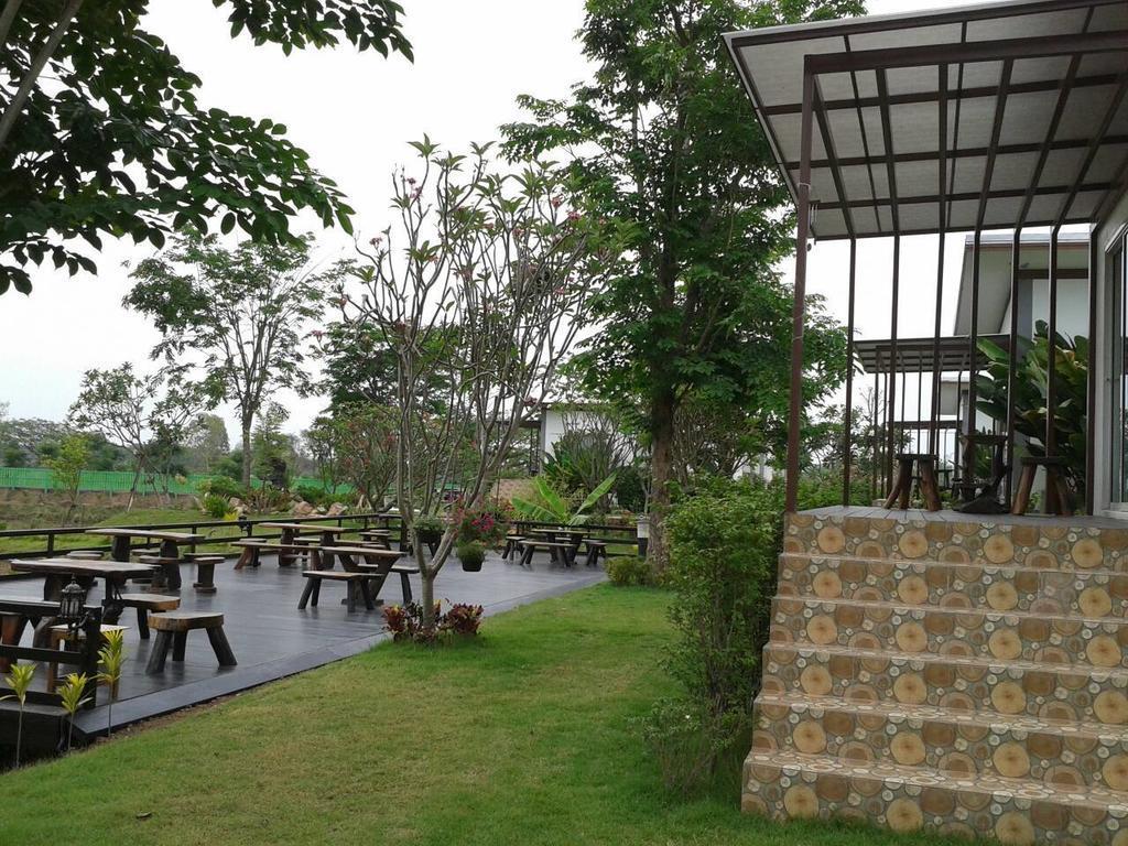 Baan Suan Thanwalai Khon Kaen Resort