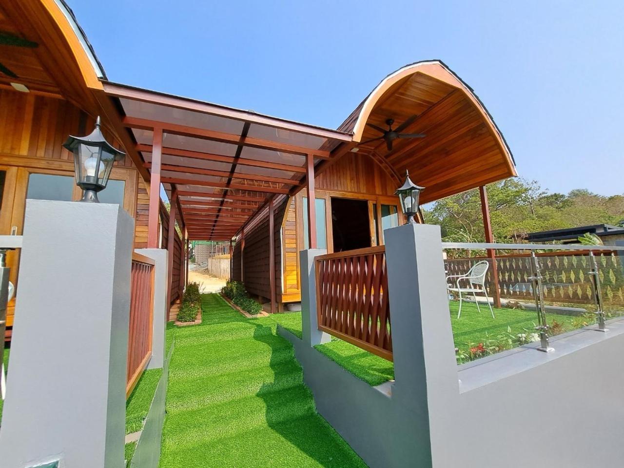 Seaview Eagles Nest Campsite *