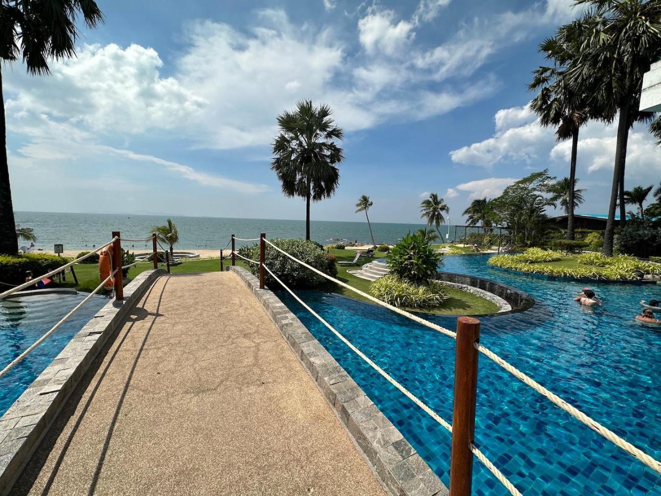 Oceanfront Luxury In With Private And Inifinity Pool - Not A 30 Day Minimum Apartment
