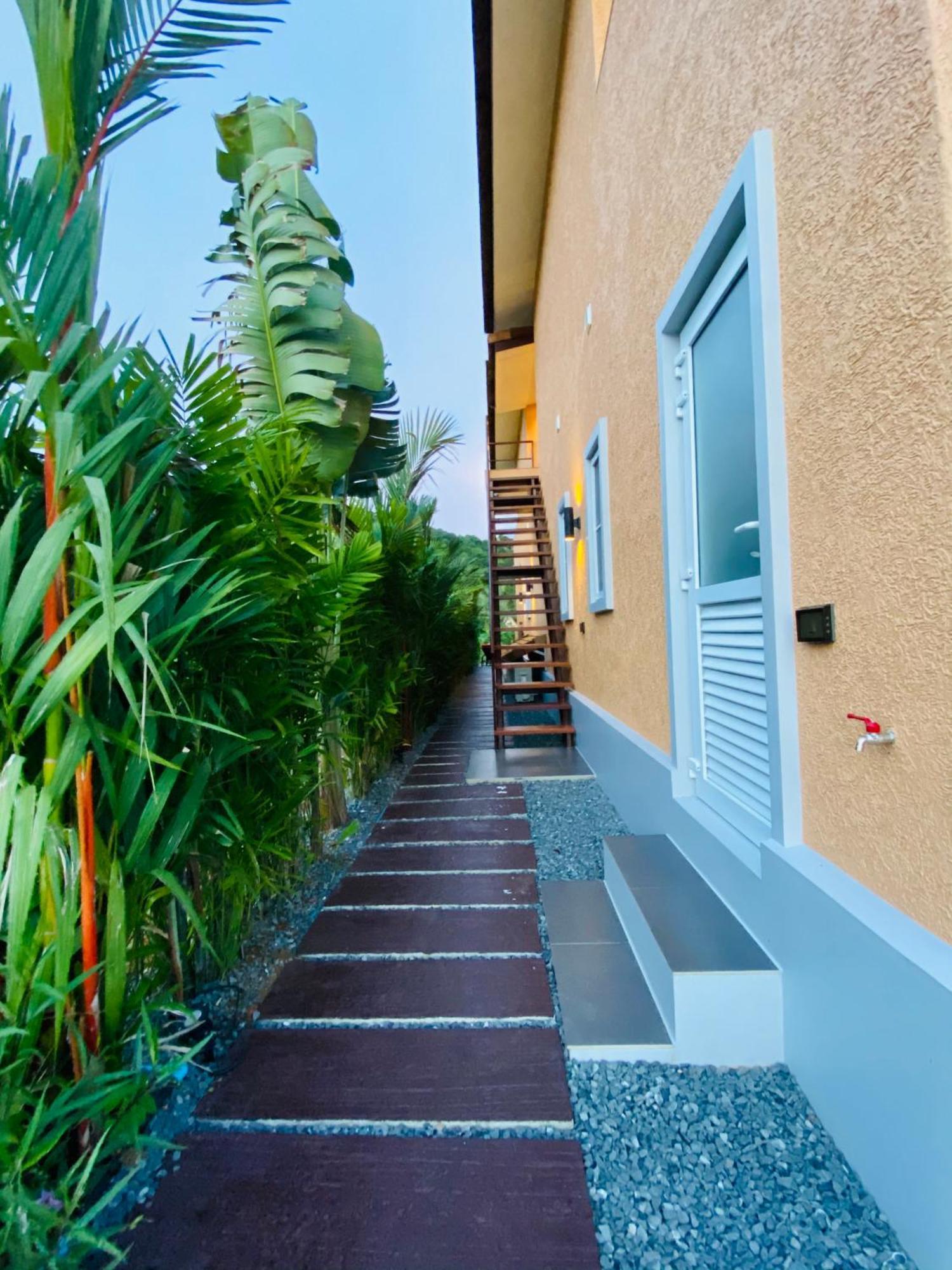 Kirasi Homestay