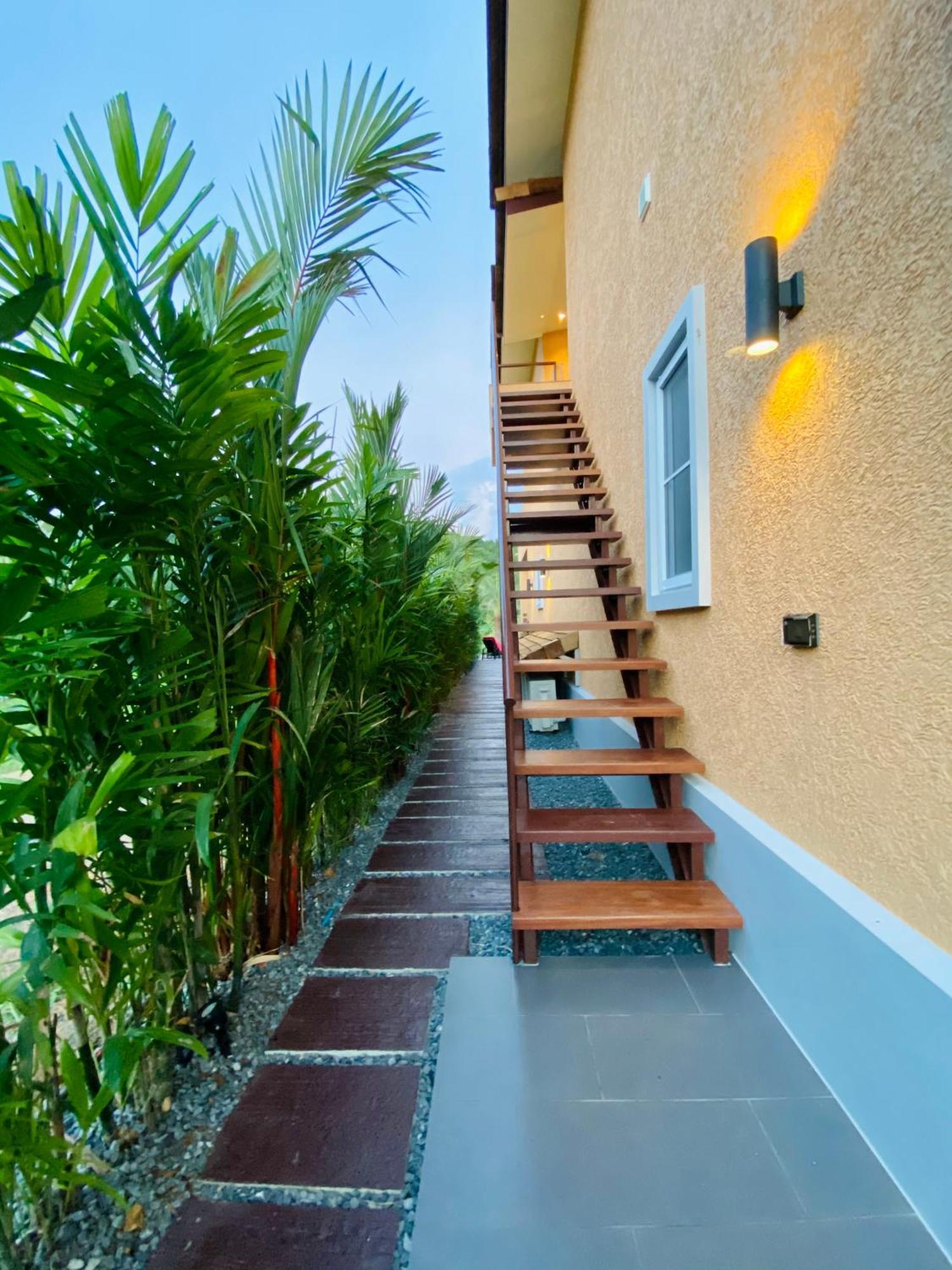 Kirasi Homestay