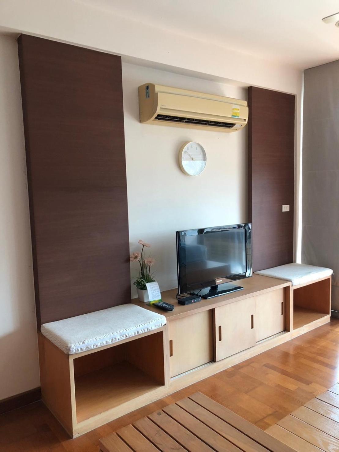 Boathouse Huahin Pool Villa