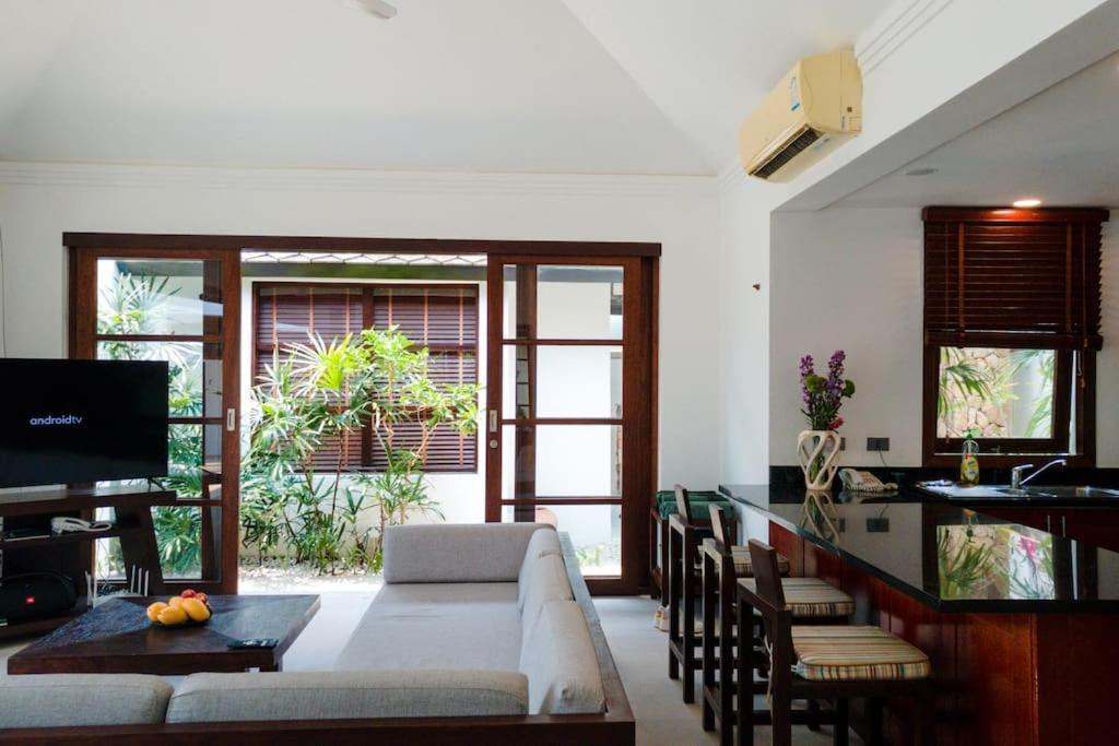 Villa Privatbeach Residences 29 *
