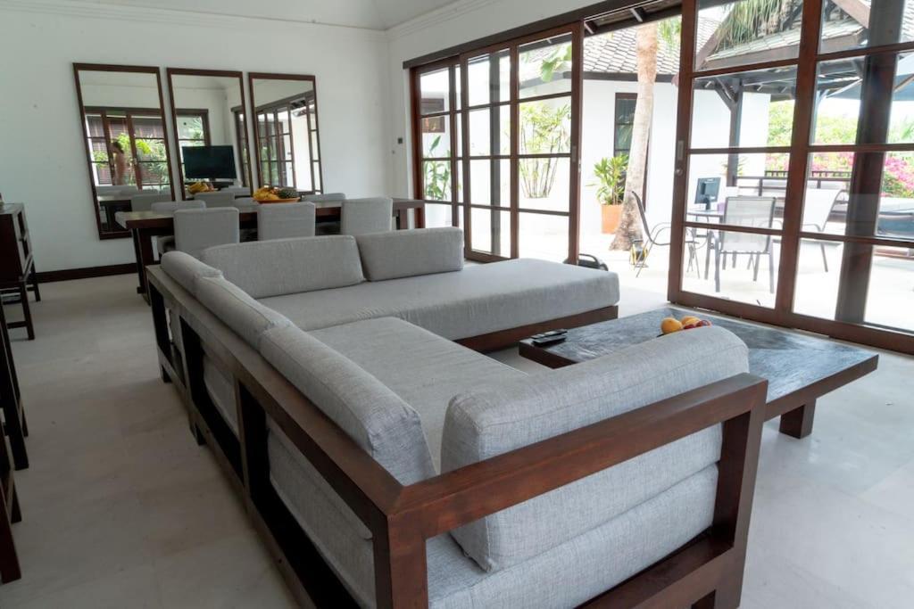 Villa Privatbeach Residences 29