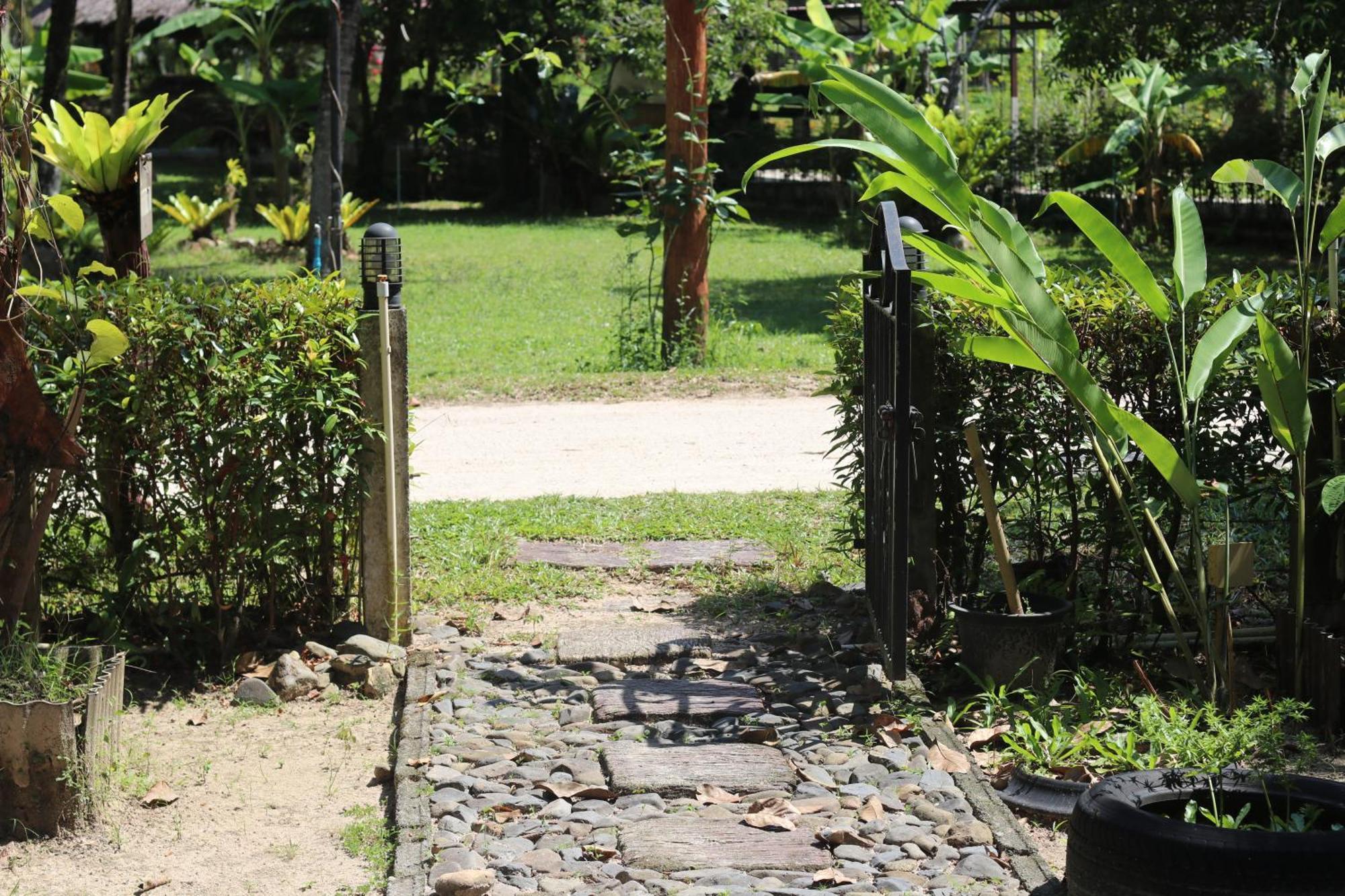 Sawasdee Lagoon Resort