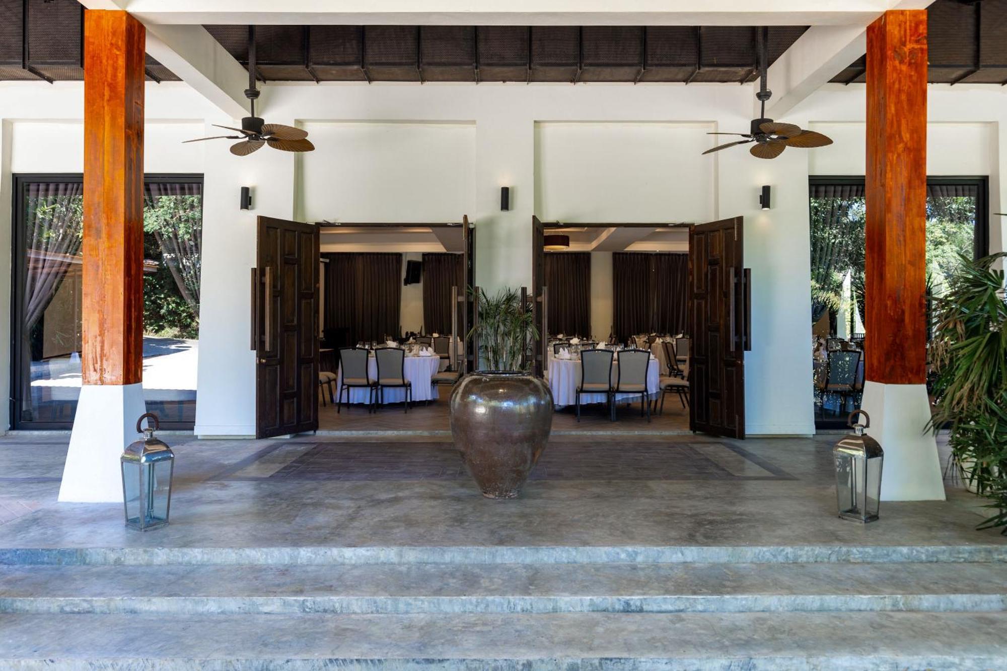Hotel Kachonghills Tented Trang