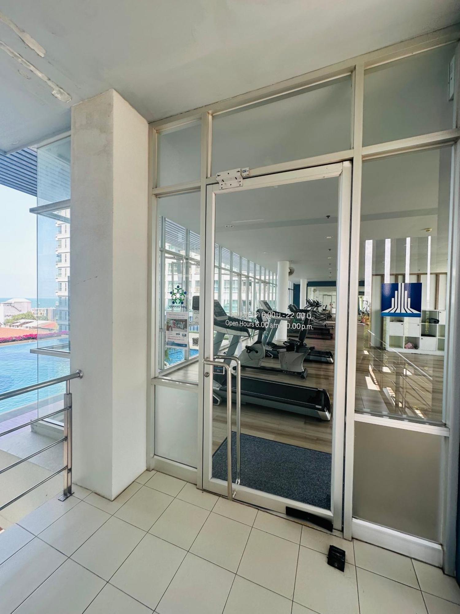 Apartment Seaview Lumpini-pool And Gym Face To Ocean *