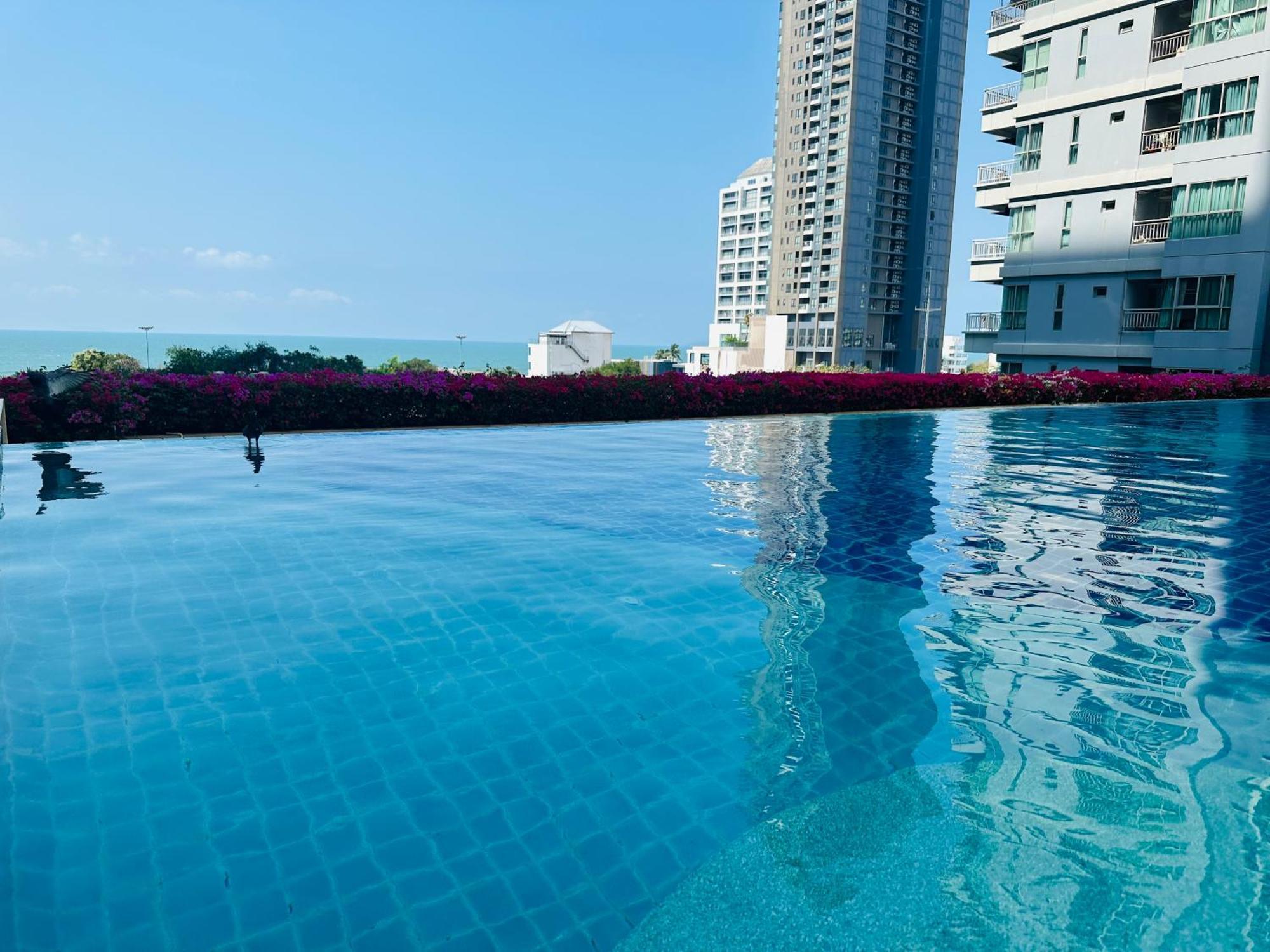 Apartment Seaview Lumpini-pool And Gym Face To Ocean *