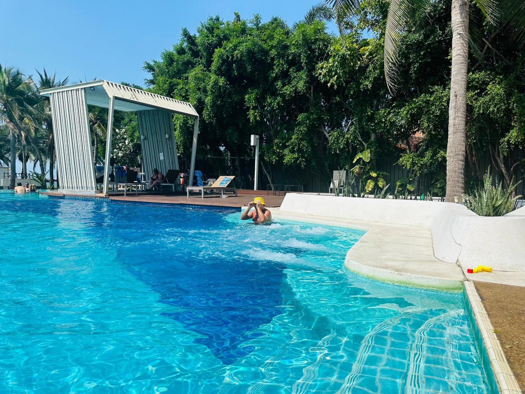 Apartment Seaview Lumpini-pool And Gym Face To Ocean *