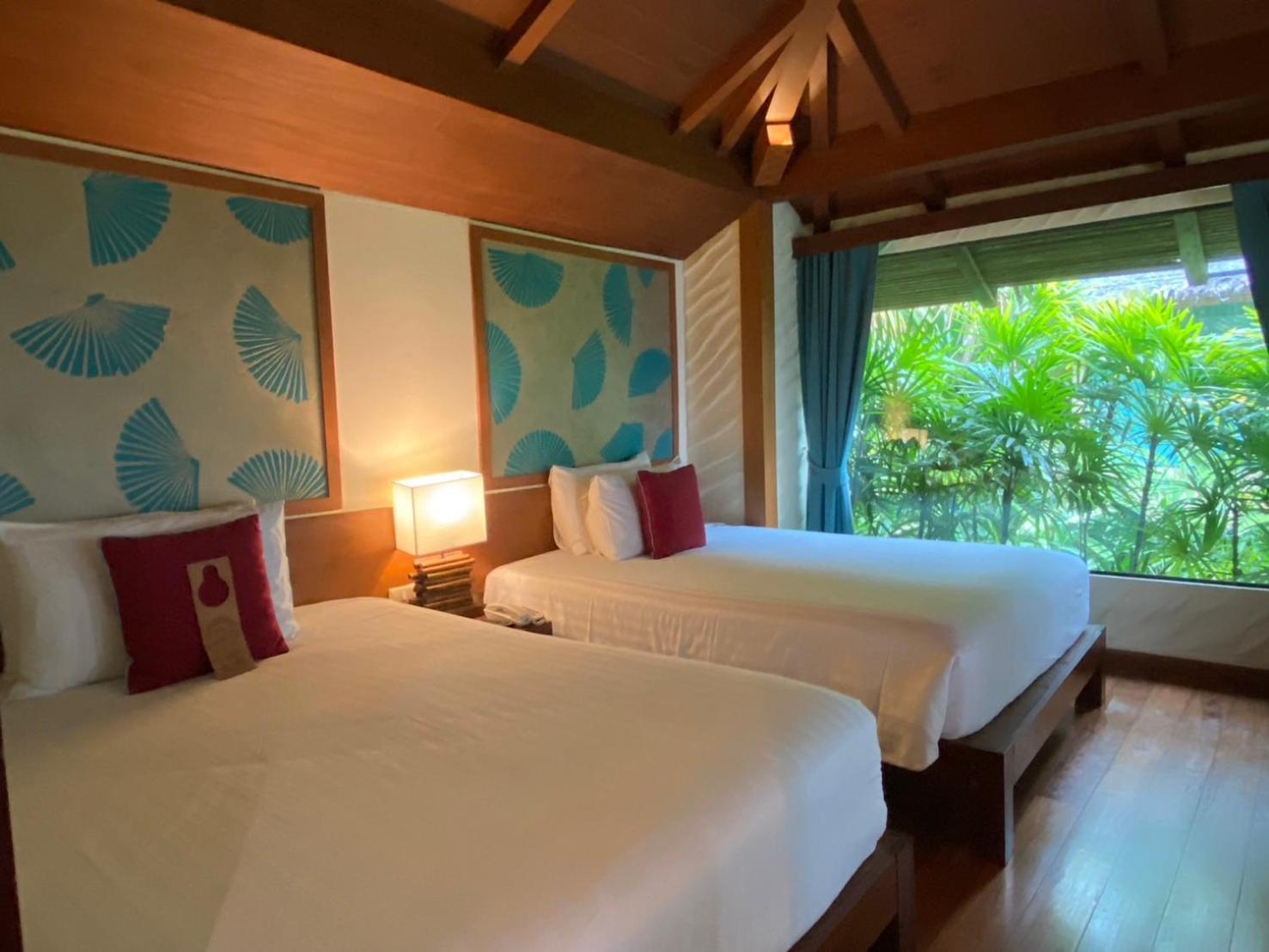 Centara Tropicana Resort 4*