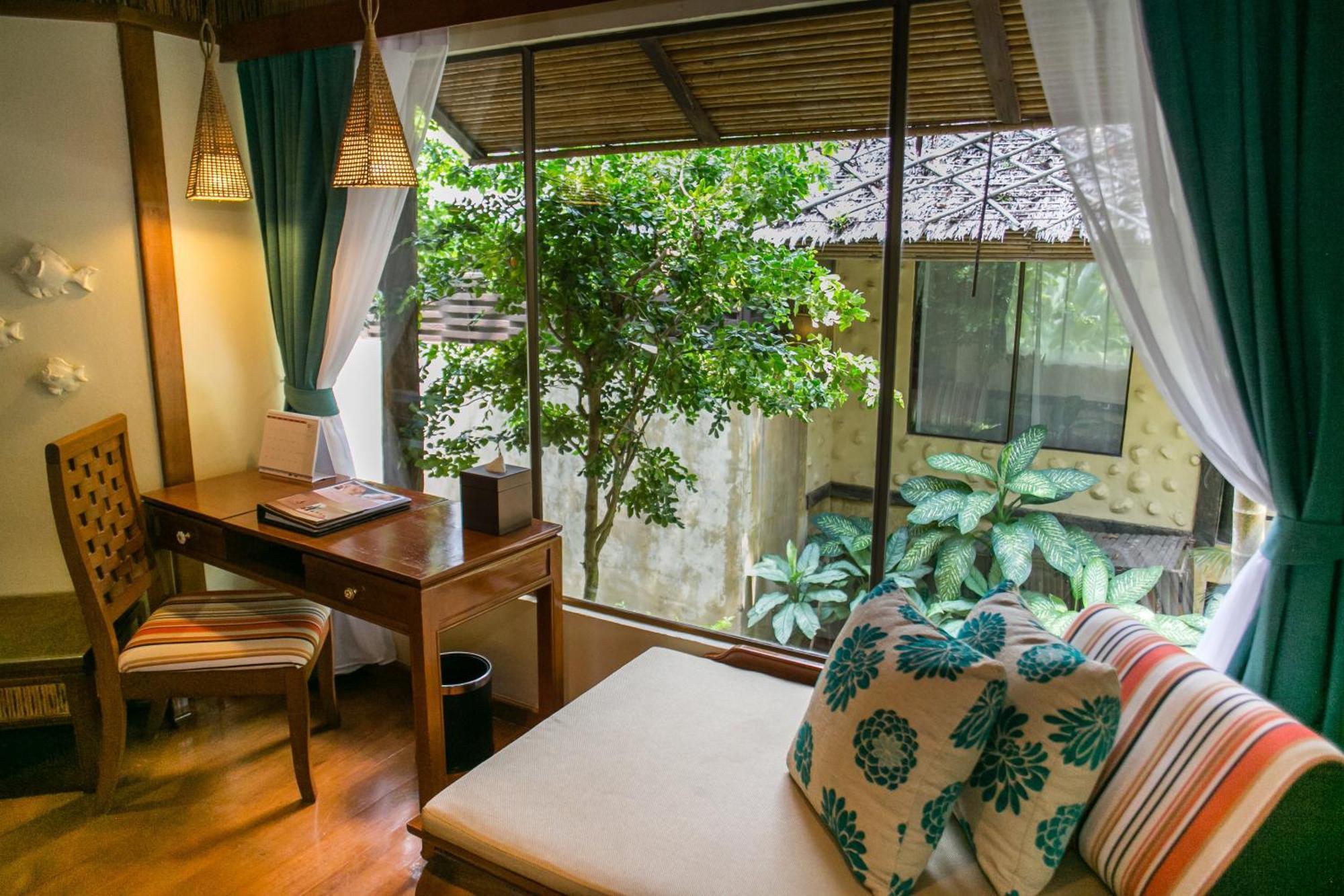 Centara Tropicana Resort 4*