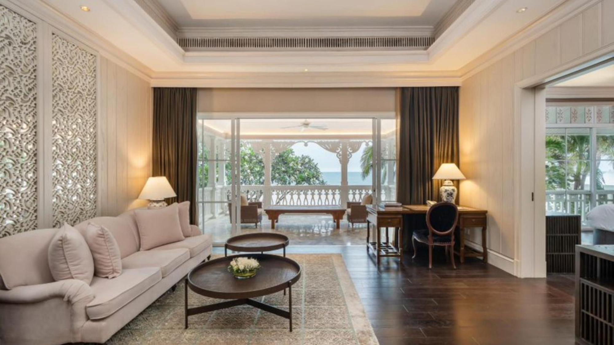 Intercontinental By Ihg 5* HHQ