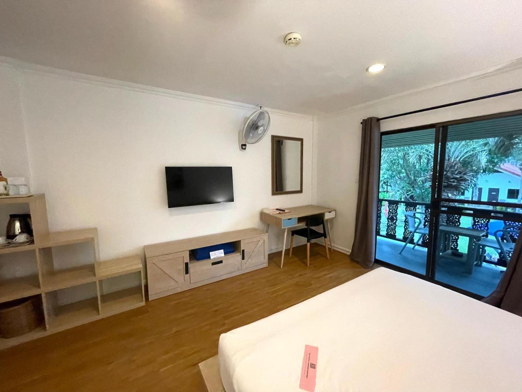 Dolphin Bay Resort