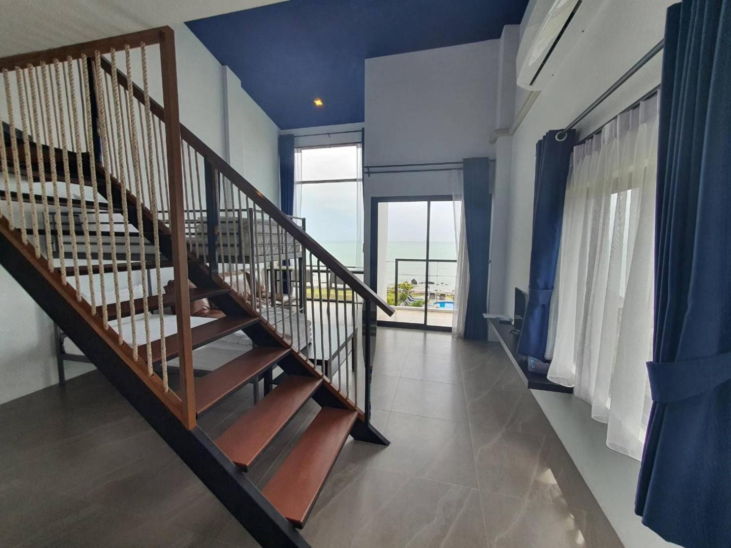 The & - Sha Hotel 3*