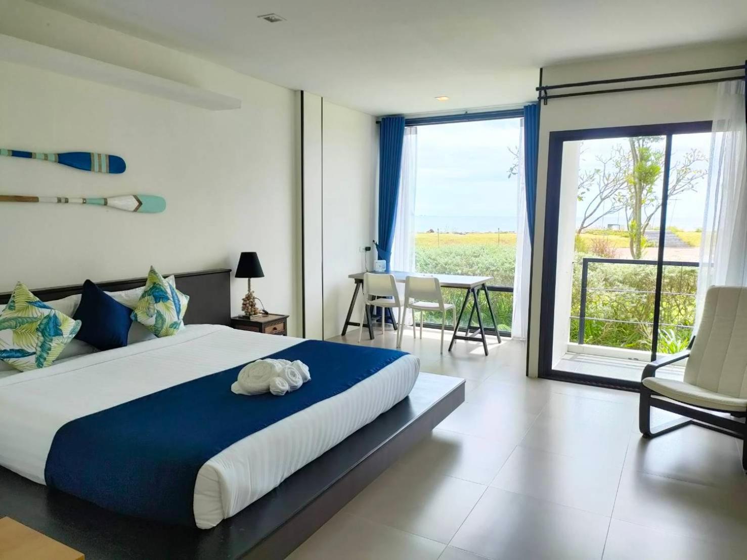 Hotel The & - Sha Pathiu