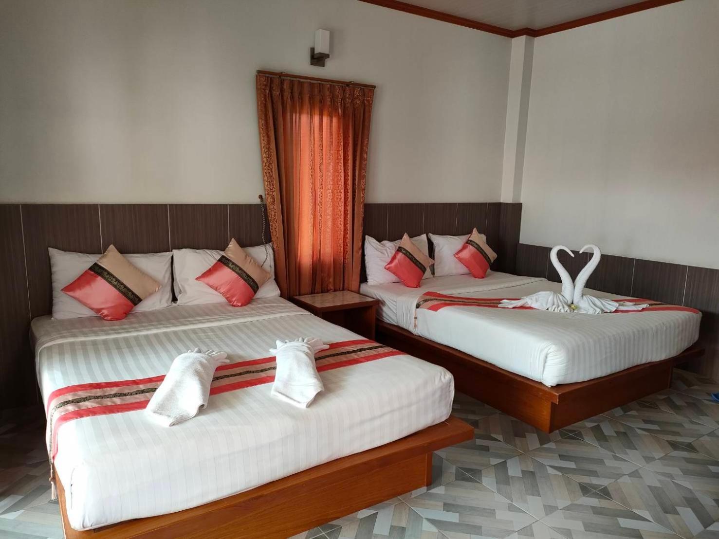 Kaibae Hut Resort 2*