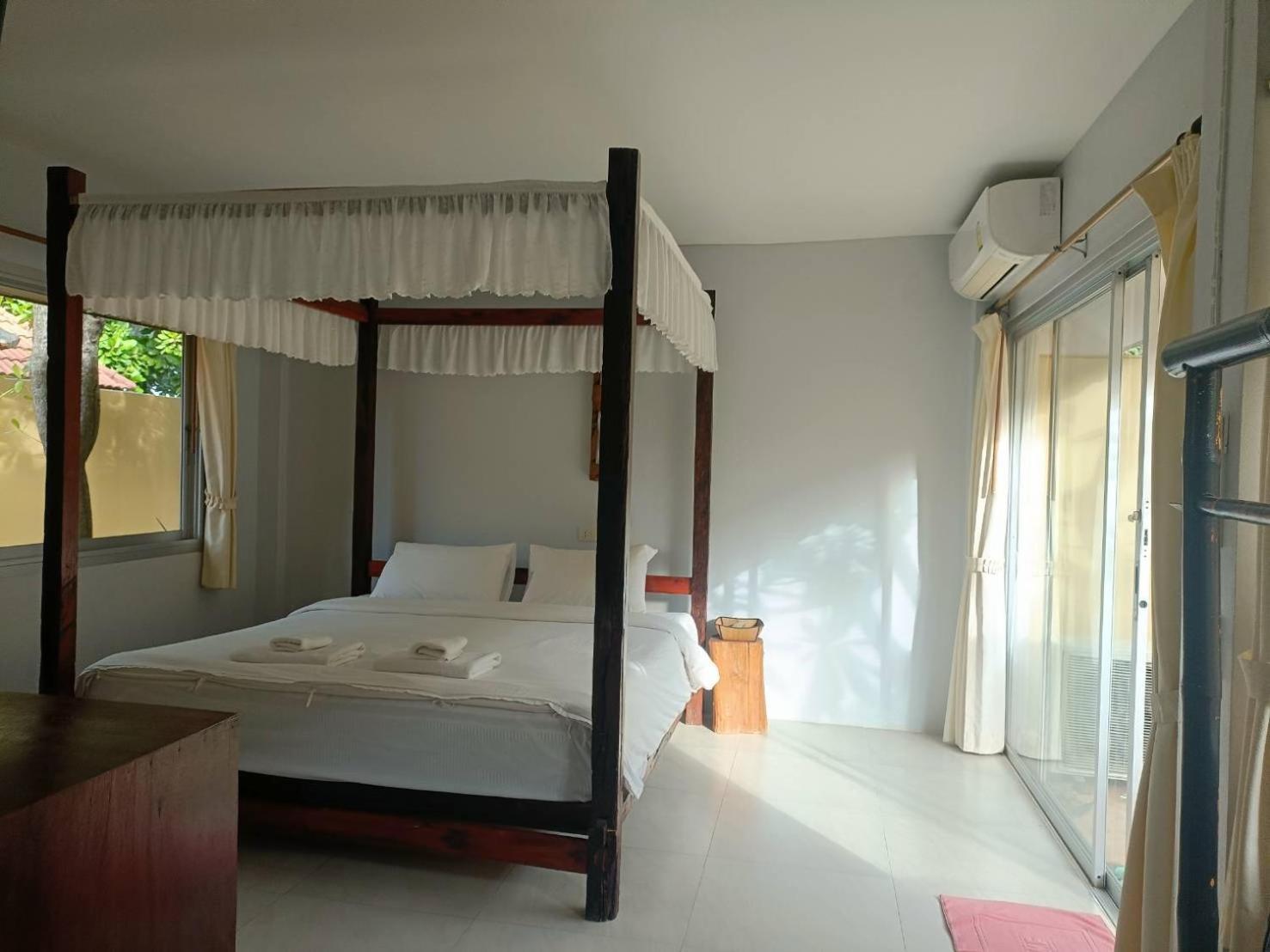 Chanchaolao Resort Chao Lao Beach
