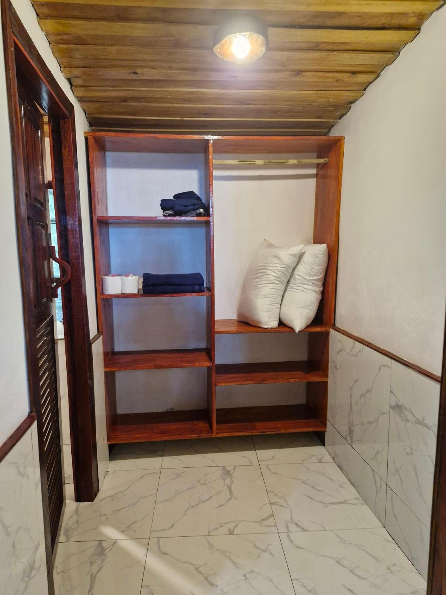 Mai Pen Rai Resort Than Sadet Beach