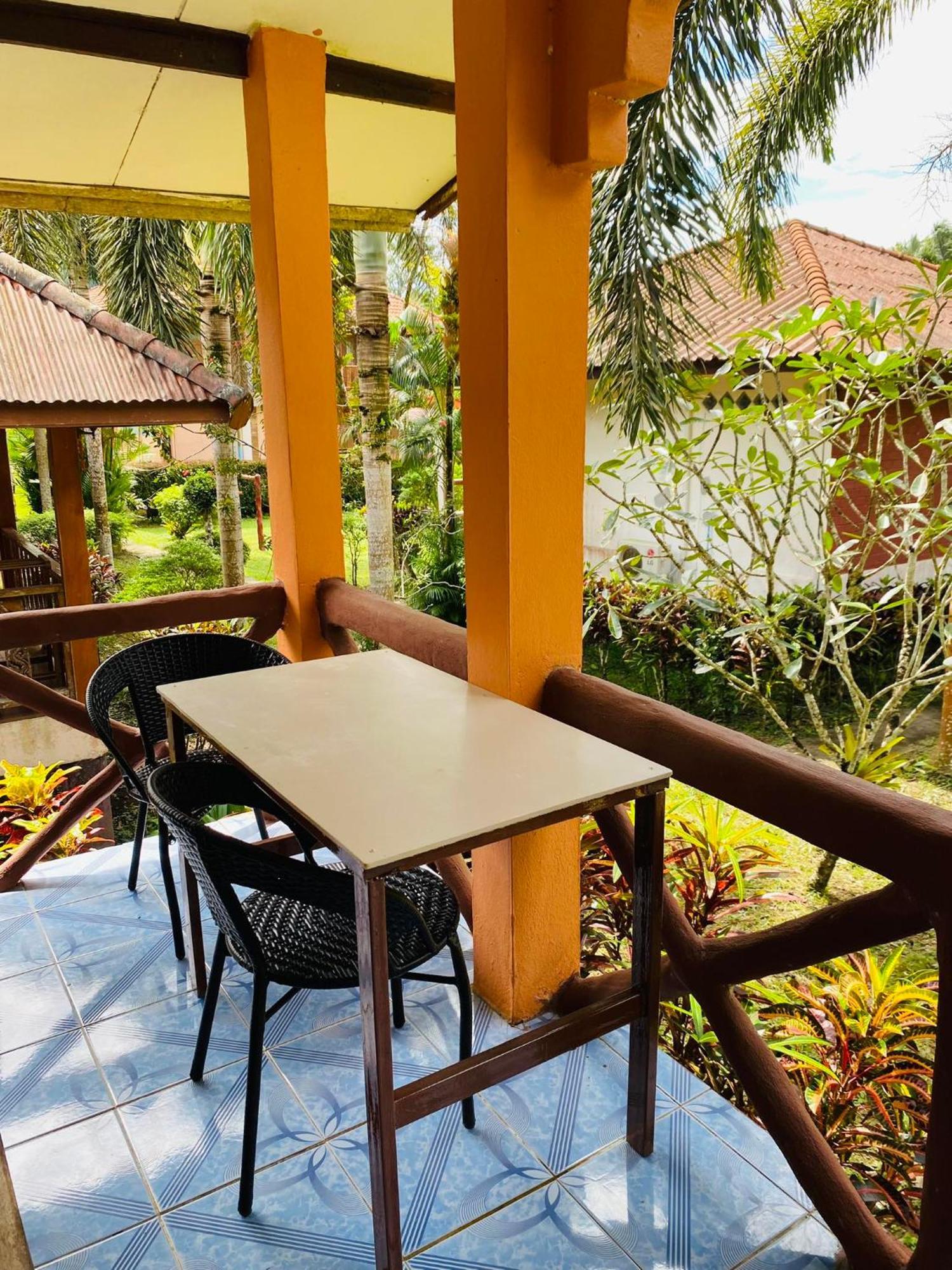 Khao Sok Nung House *
