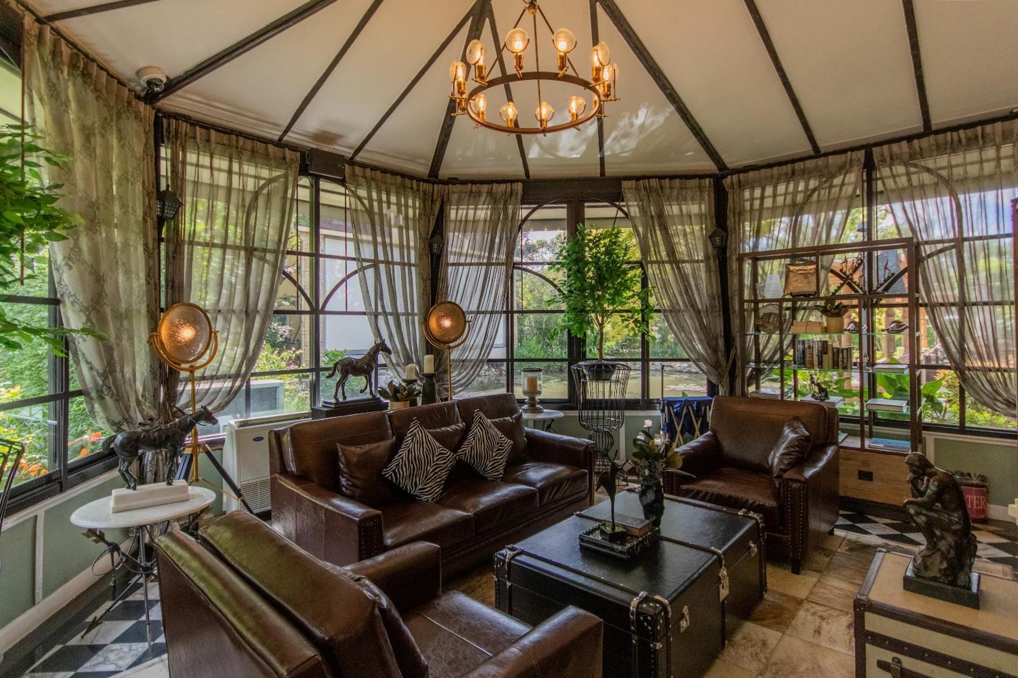 Rancho Charnvee & Country Club Khaoyai