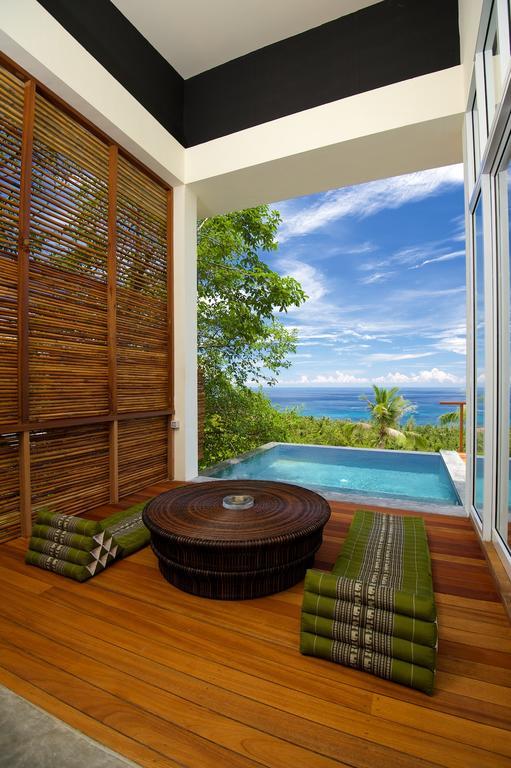 Villa Overthemoon Luxury Pool