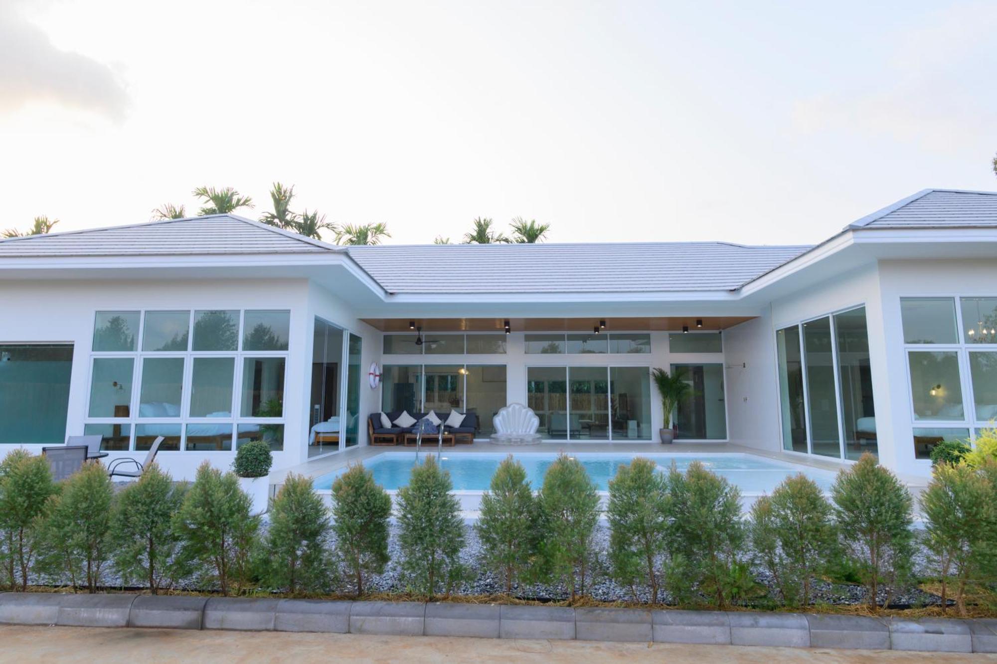Gems Pool