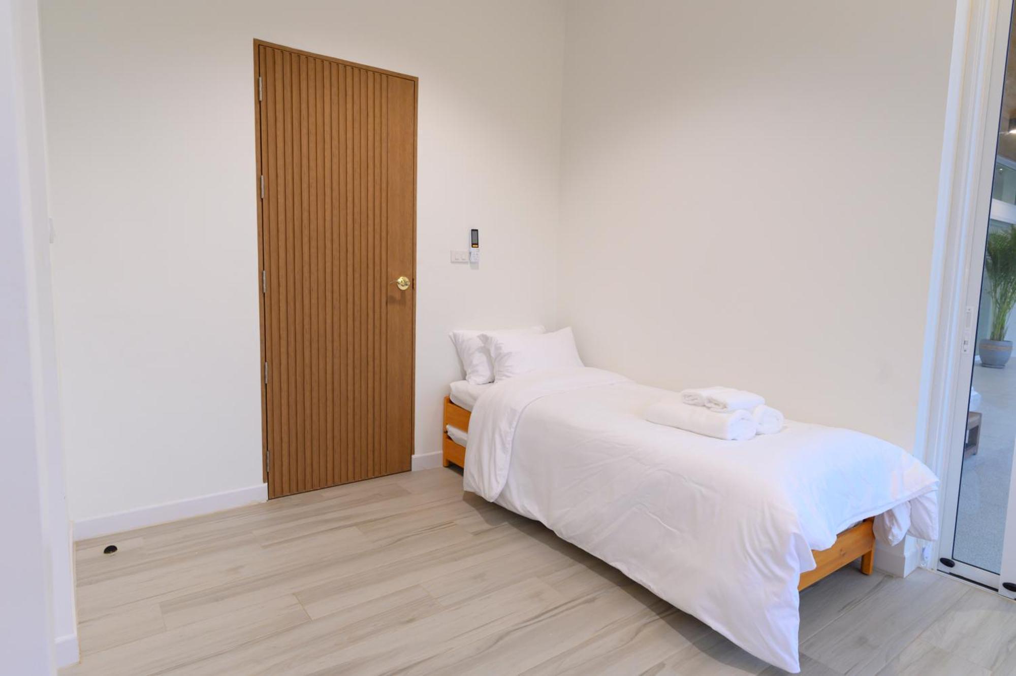 Gems Pool Villa Chanthaburi