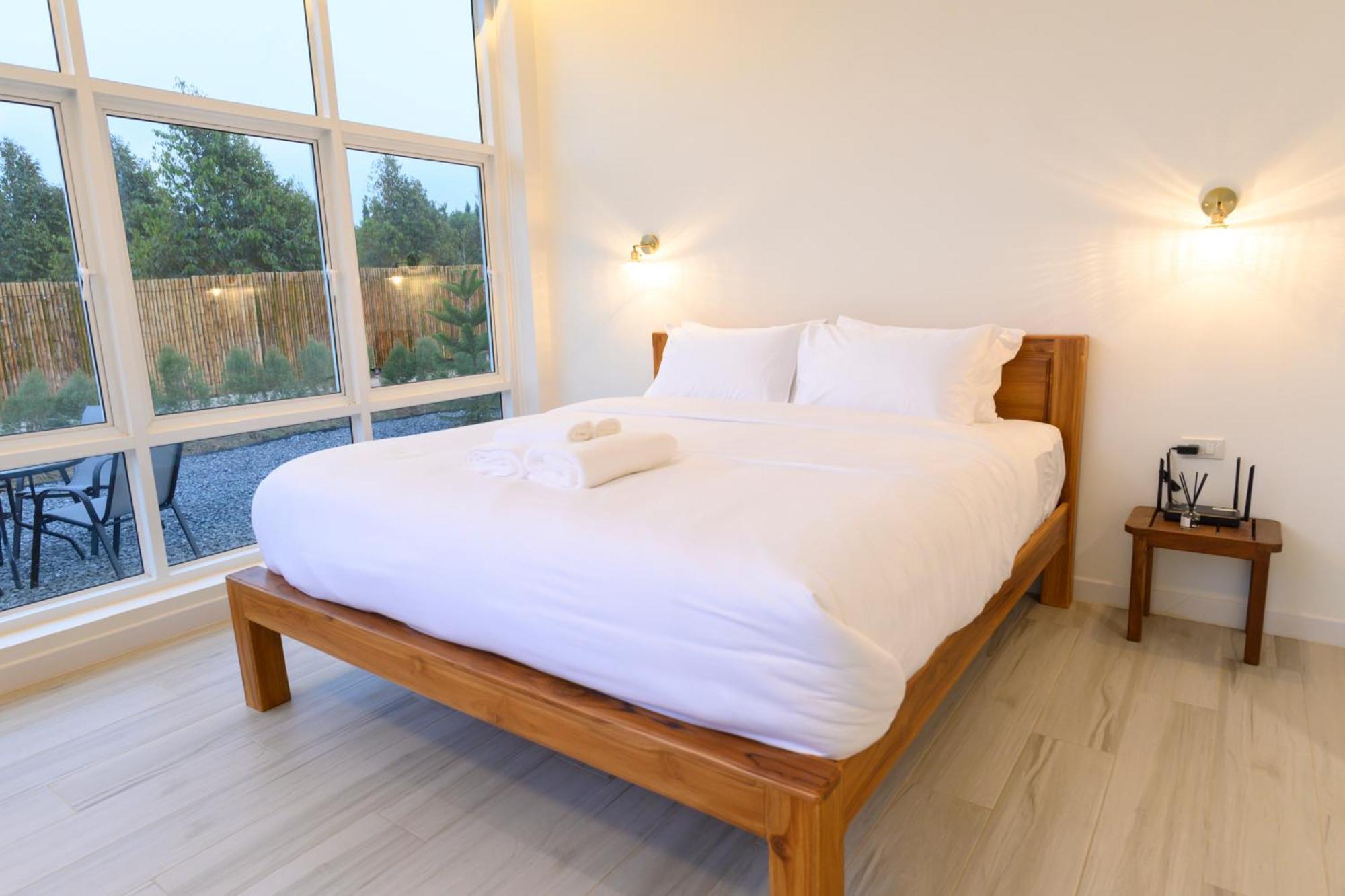 Gems Pool Villa