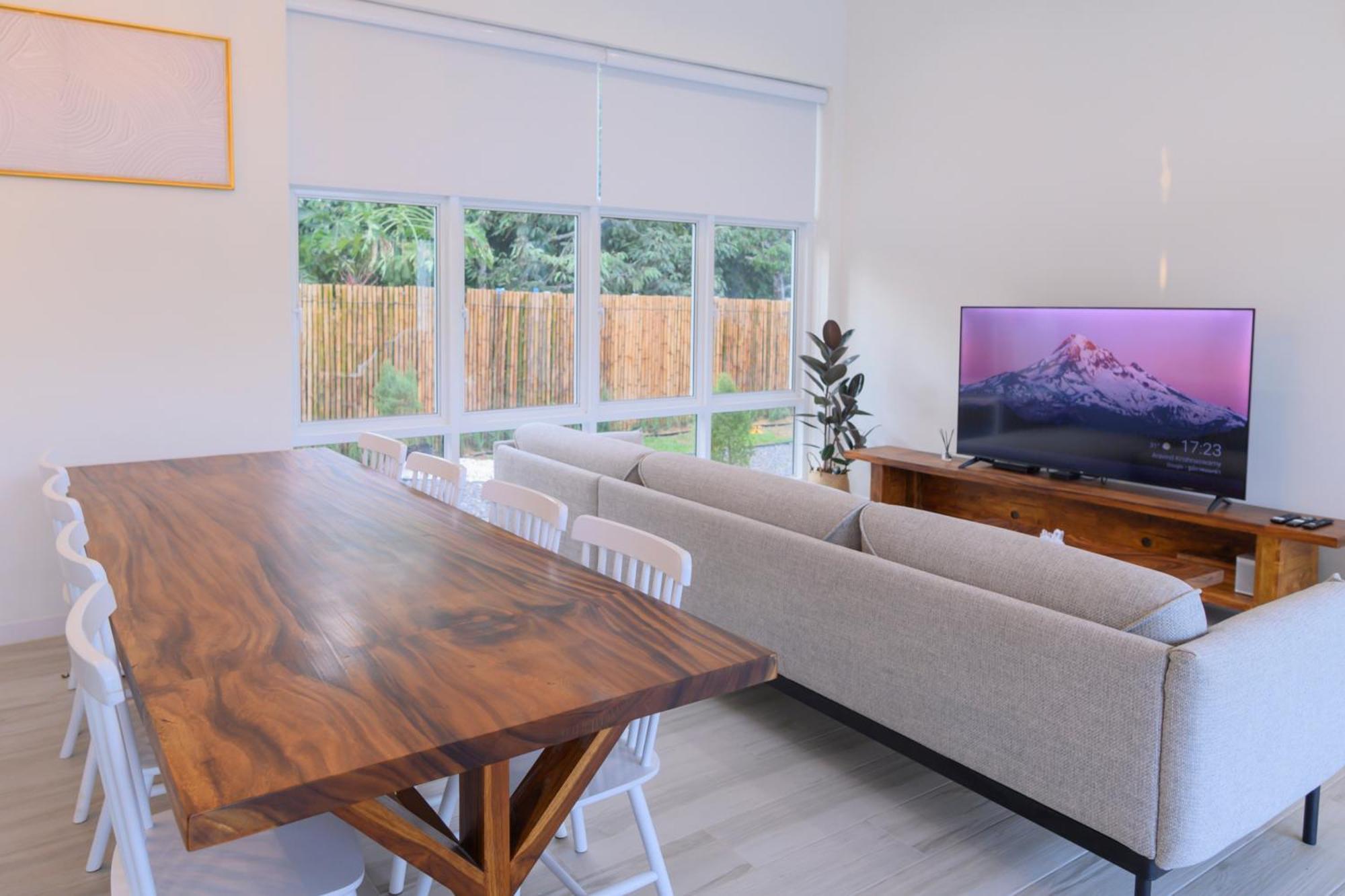 Gems Pool Villa