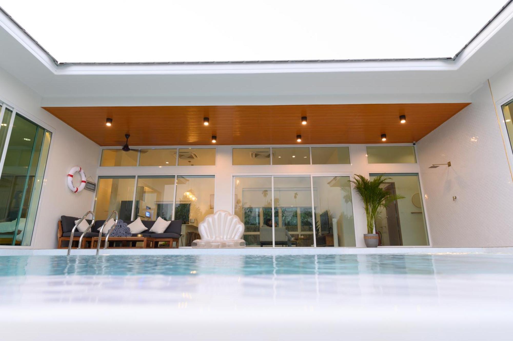Gems Pool Villa Chanthaburi