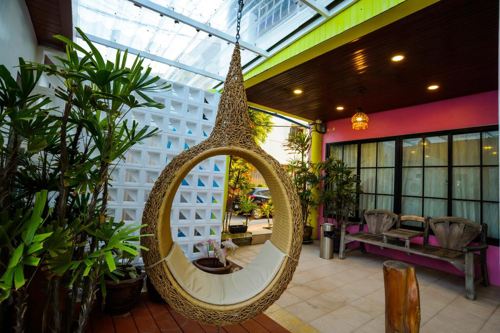 Talay Sai @ Thung Wua Laen Hotel 3*
