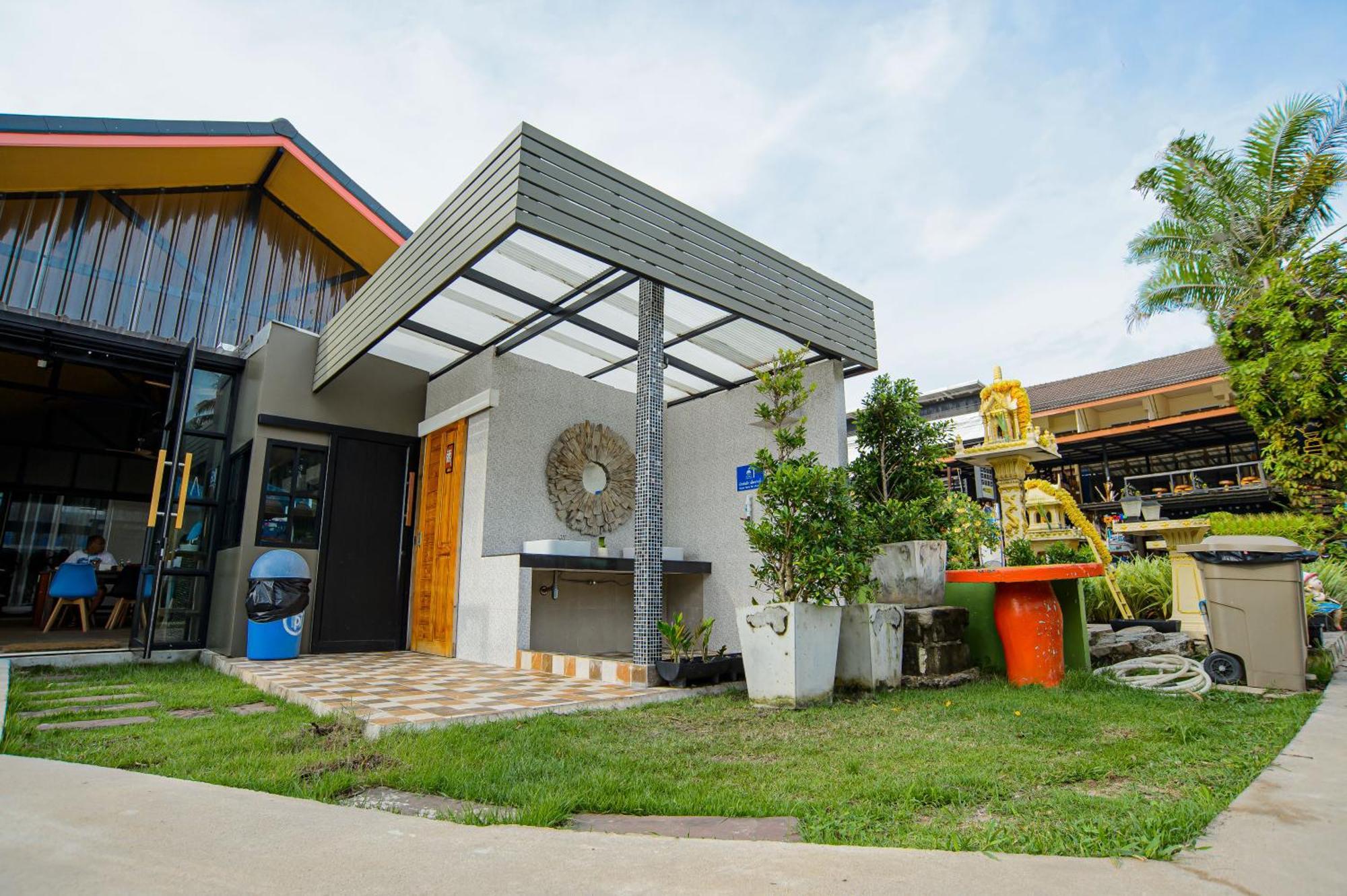 Talay Sai @ Thung Wua Laen Pathiu