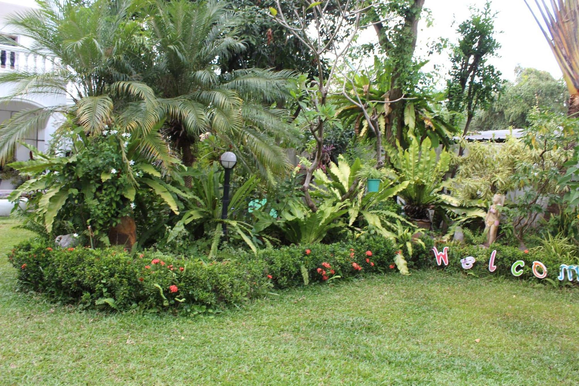 White Elephant Resort 3*