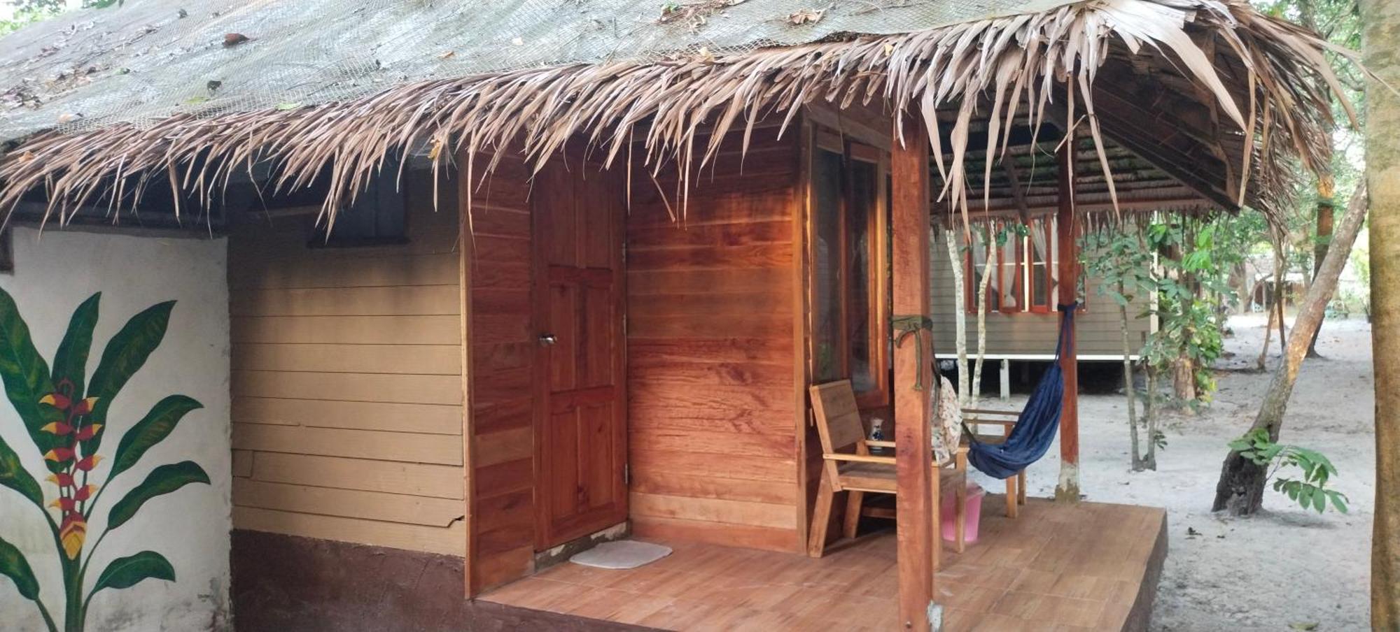 Lazy Hut Resort Koh Phayam