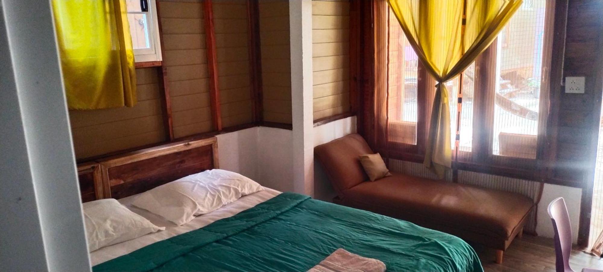 Lazy Hut 2* Koh Phayam