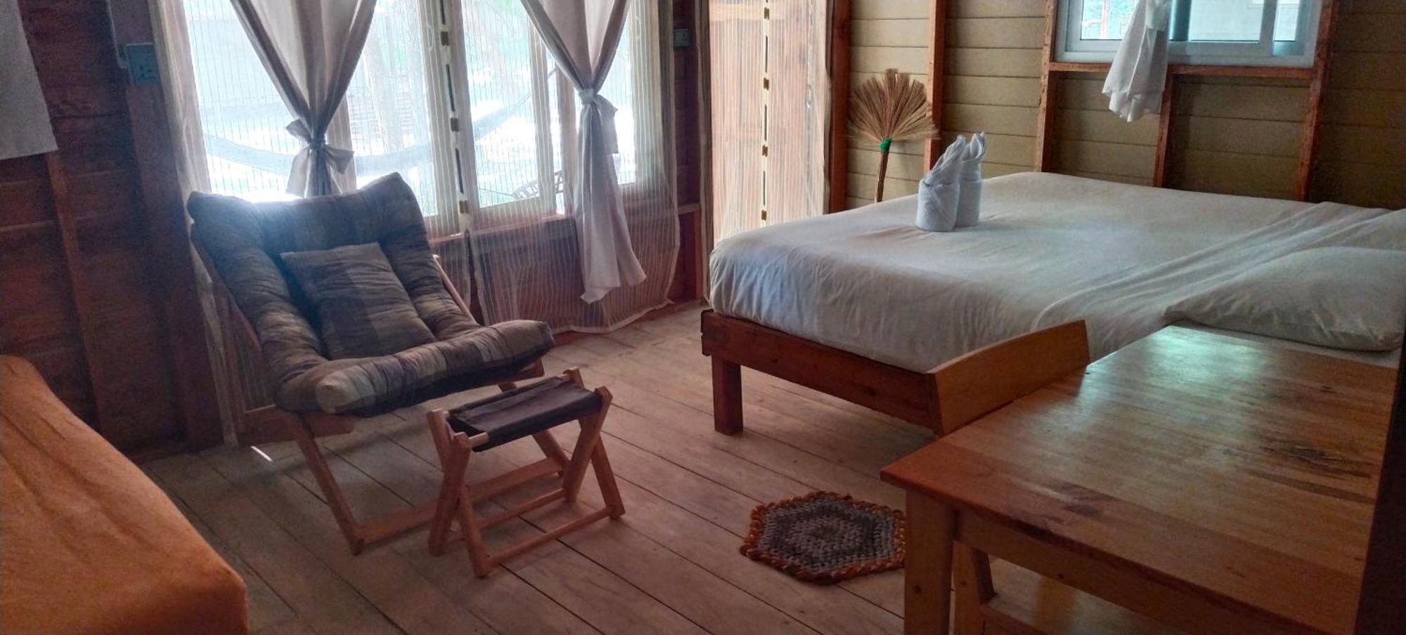 Lazy Hut