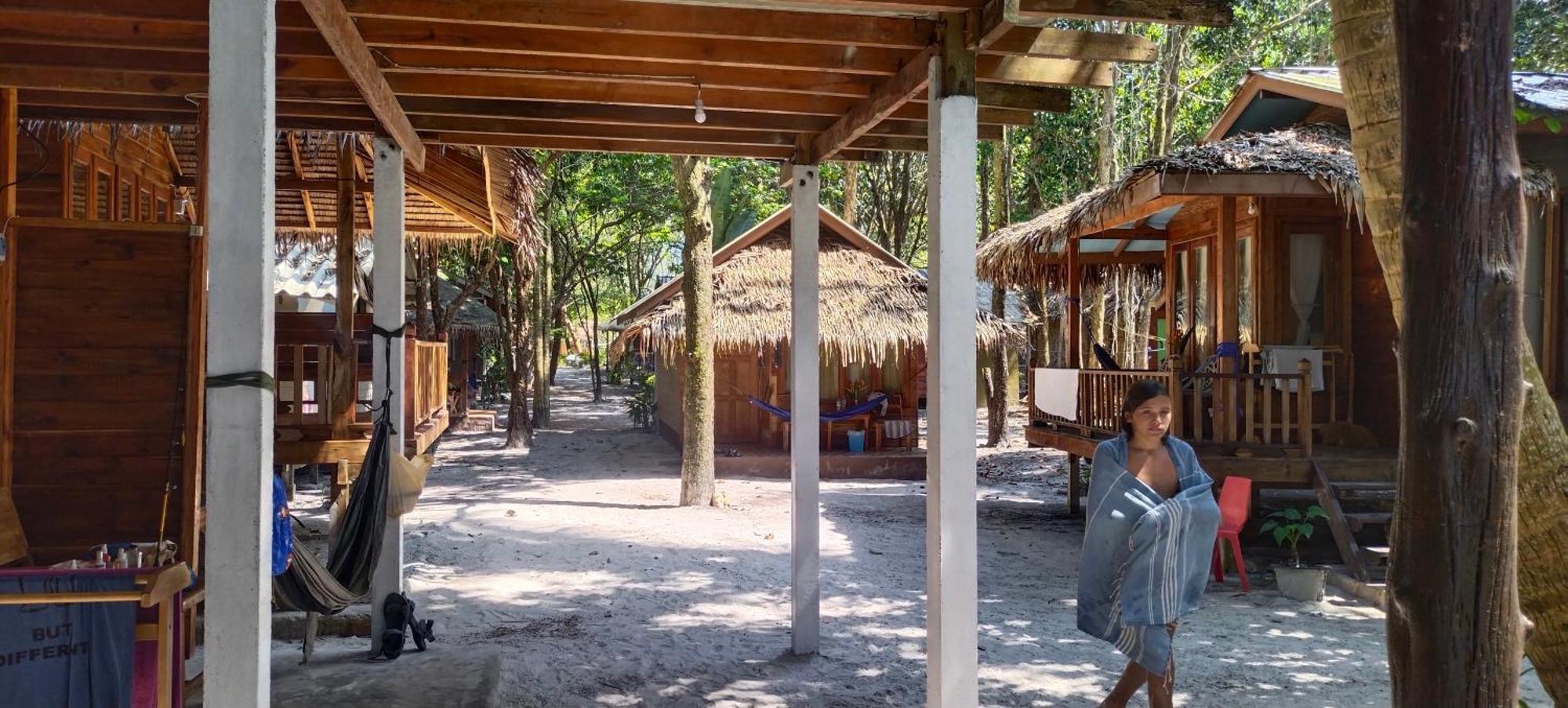 Lazy Hut Koh Phayam