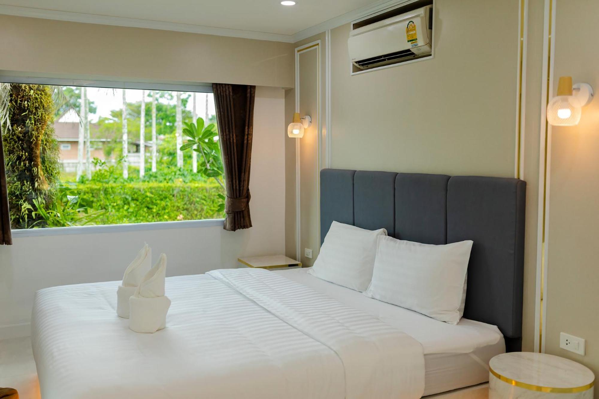 Resort Neenlawat Riverside