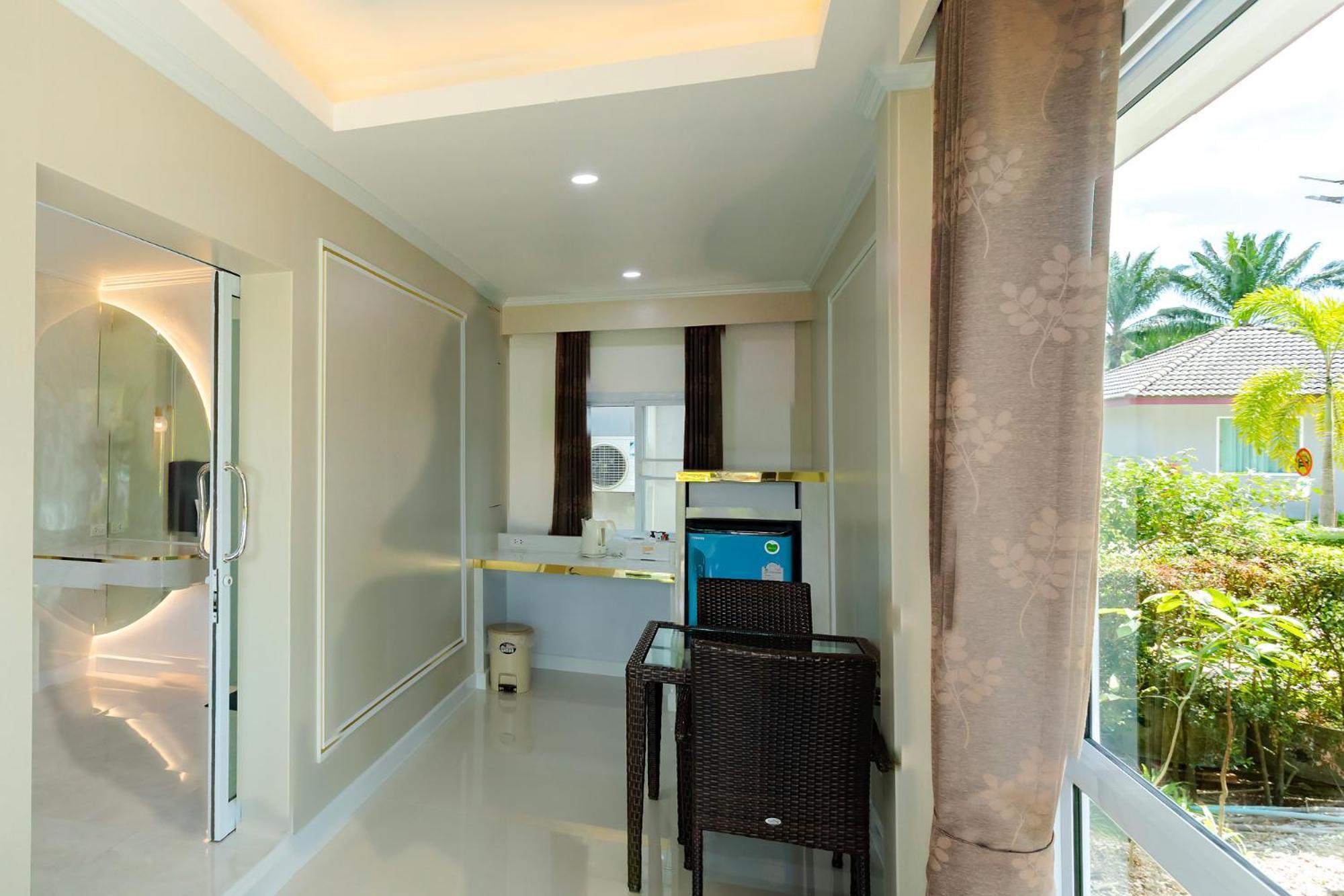 Neenlawat Riverside 3*
