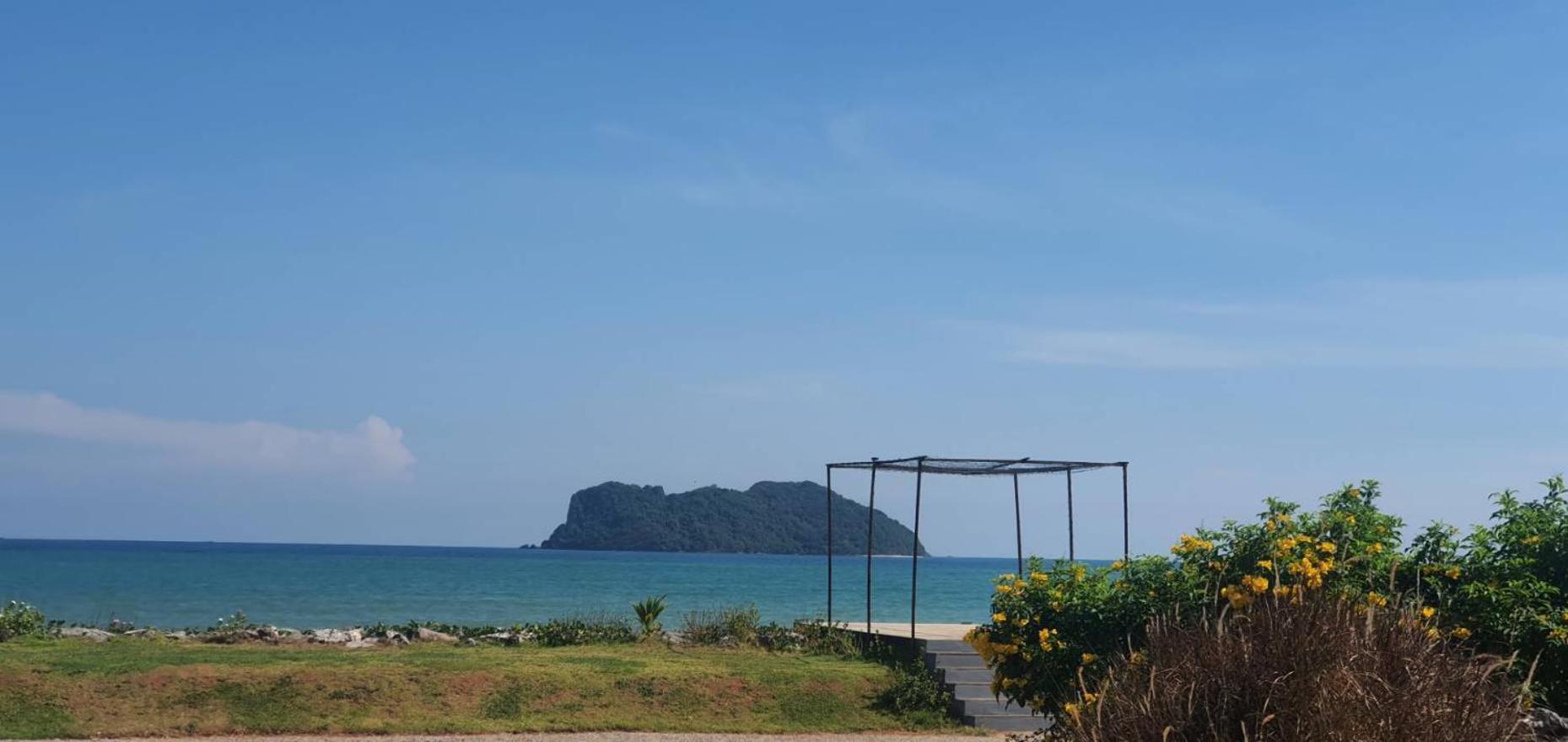 Hotel The & - Sha Pathiu