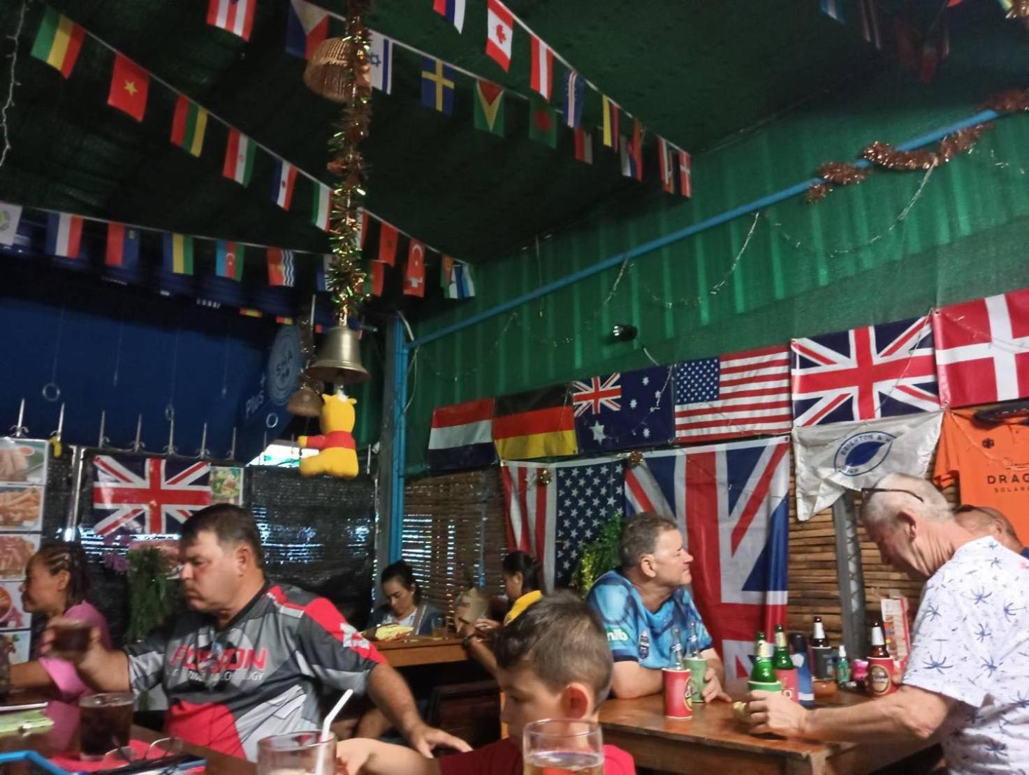 Guest house Noot's Bar And