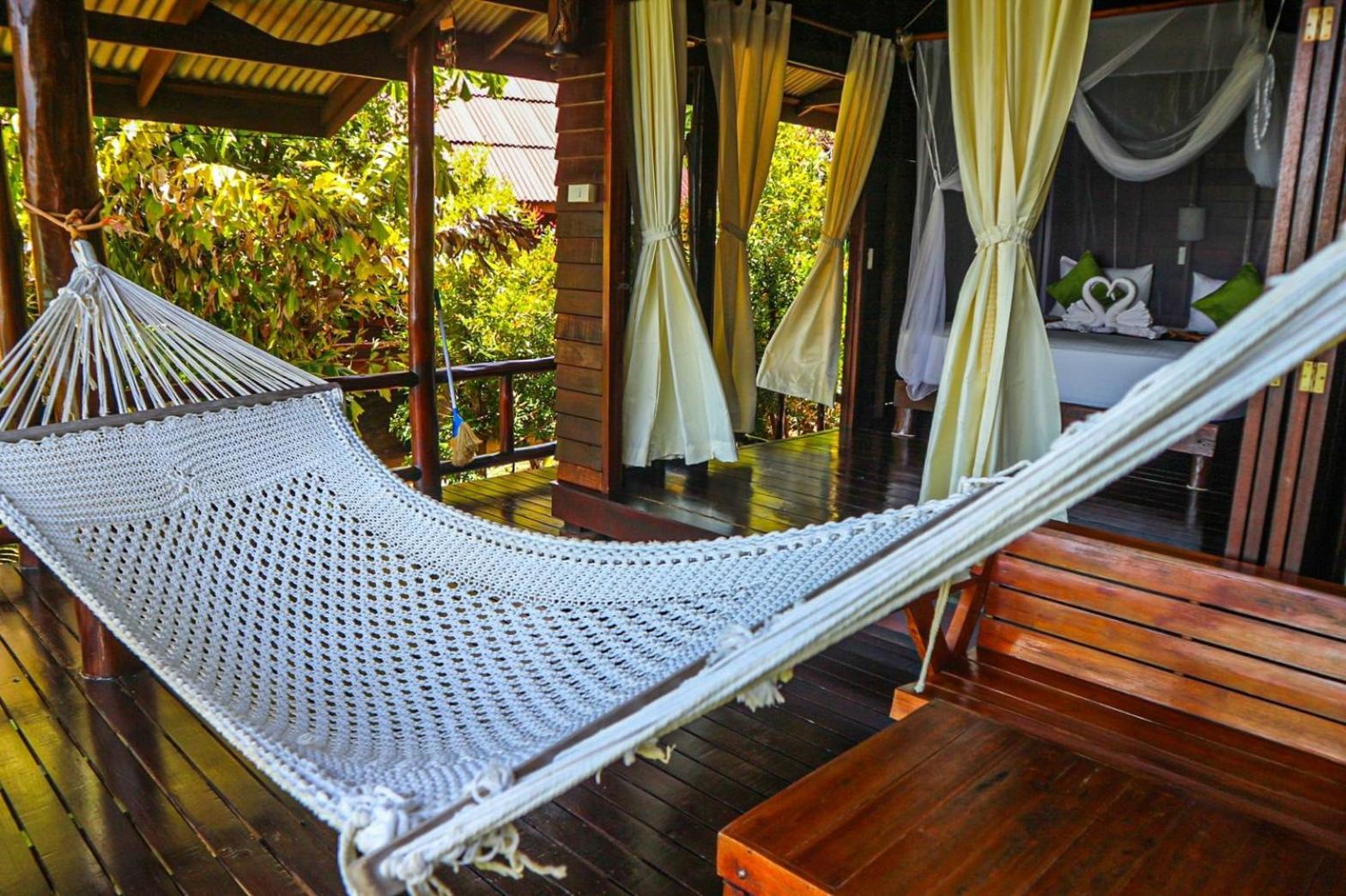 Hillhouse - Bed & Breakfast Ko Yao Noi