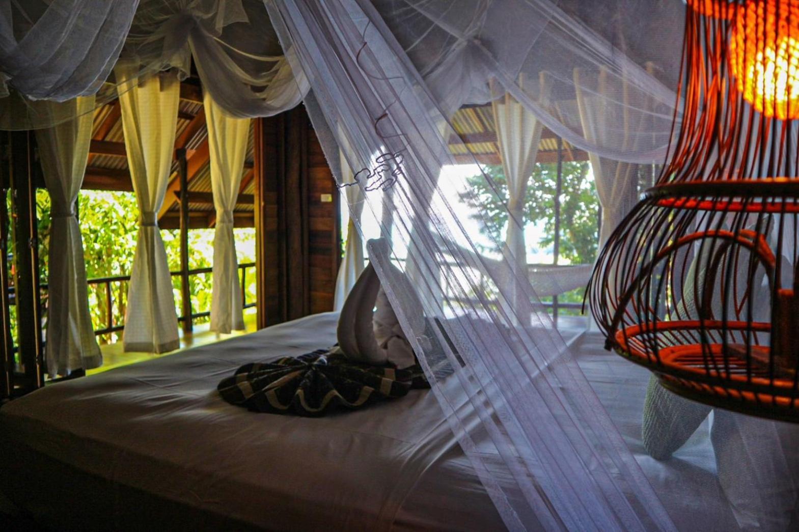 Hillhouse - Bed & Breakfast