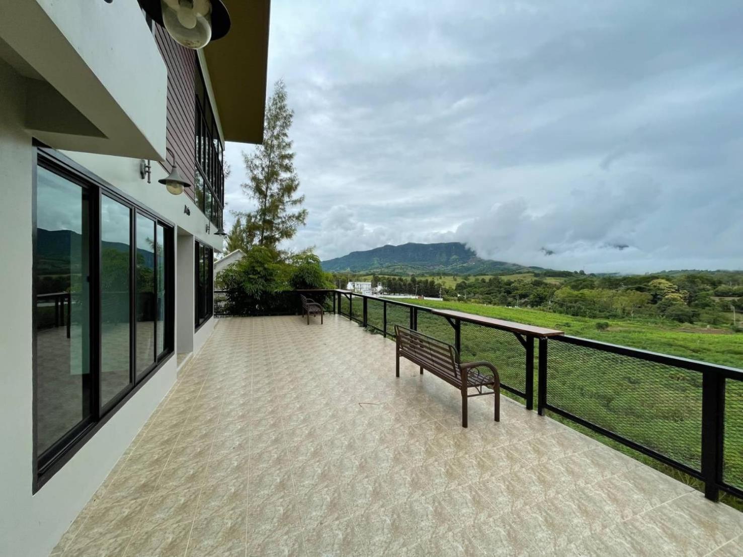 Krin Hotel