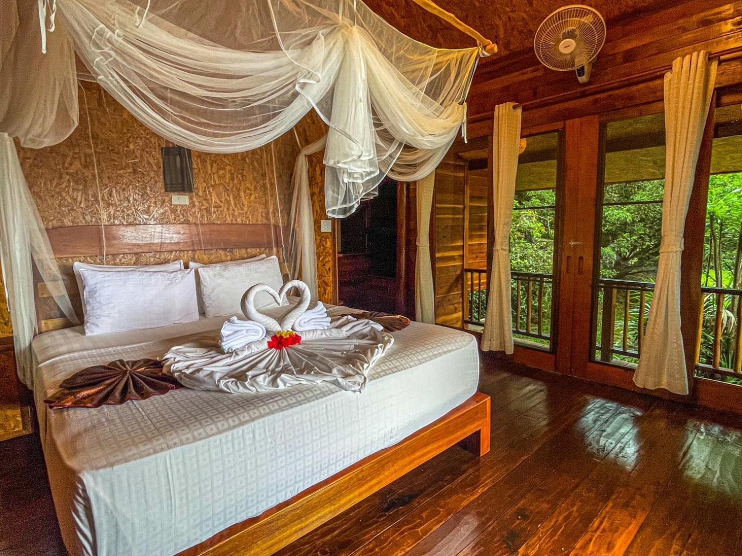Bed & Breakfast Hillhouse - *